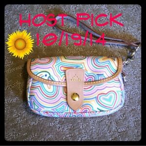 ☆CLASSIC & CASUAL HP☆Dooney & Bourke wristlet NWOT