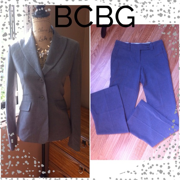 BCBGMaxAzria Jackets & Blazers - 💜️️GRAY BCBC 2 PIECE SUIT💜