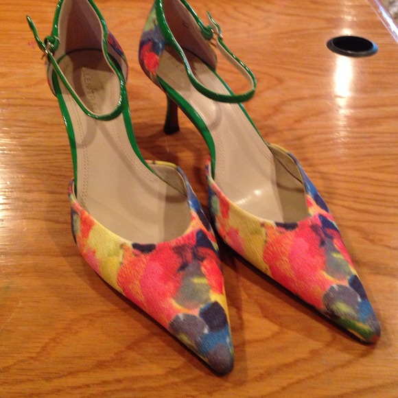 Ellen Tracy Heels