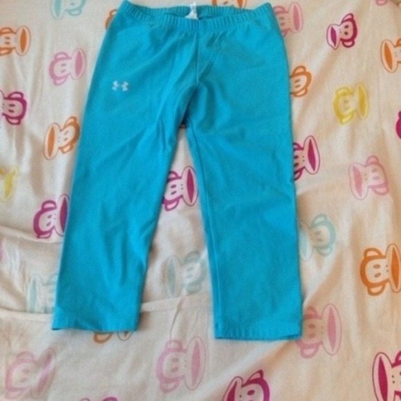 Cute under armour running capris!