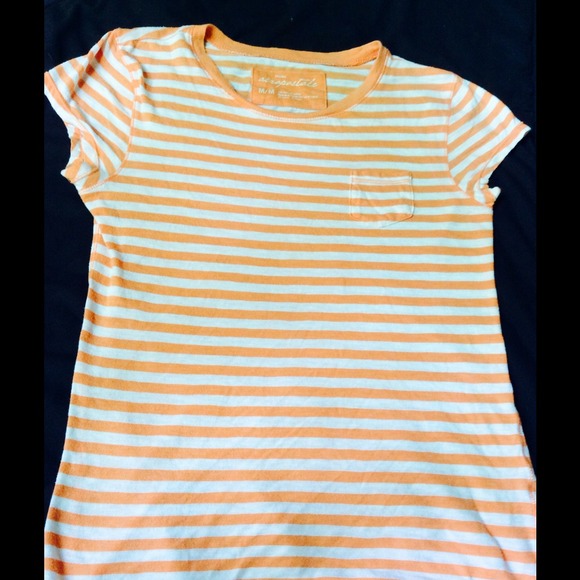Striped tee w/ pocket - Picture 1 of 5