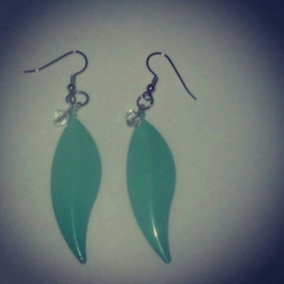 Lime Leaf earrings