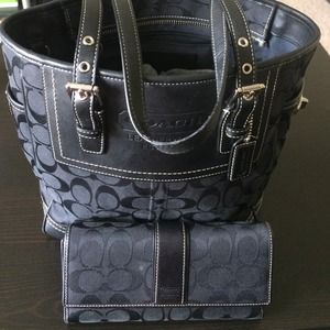 Coach Signature Tote w/ Wallet.