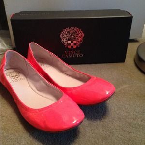Vince camuto patent leather flats