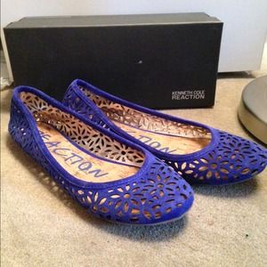 🎉worth the splurge HP!🎉 Kenneth Cole flats