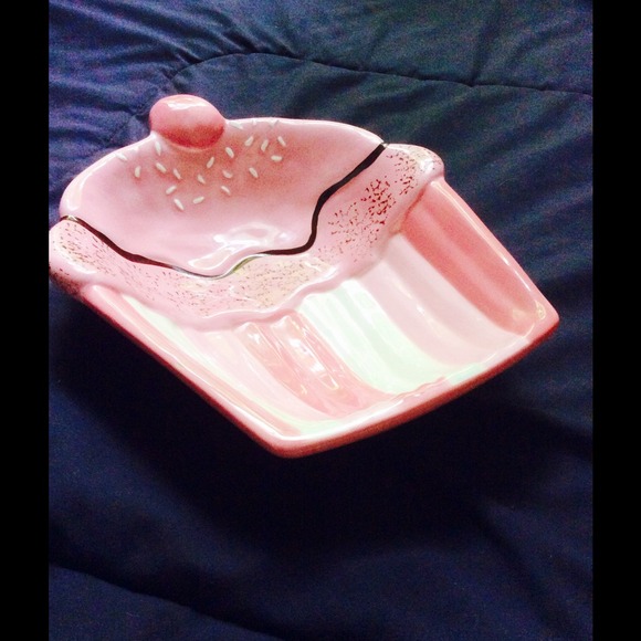 Pink Cupcake Bowl / Dish - Picture 2 of 3