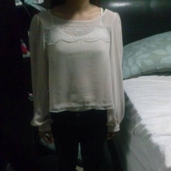 Sheer blouse - Picture 4 of 4