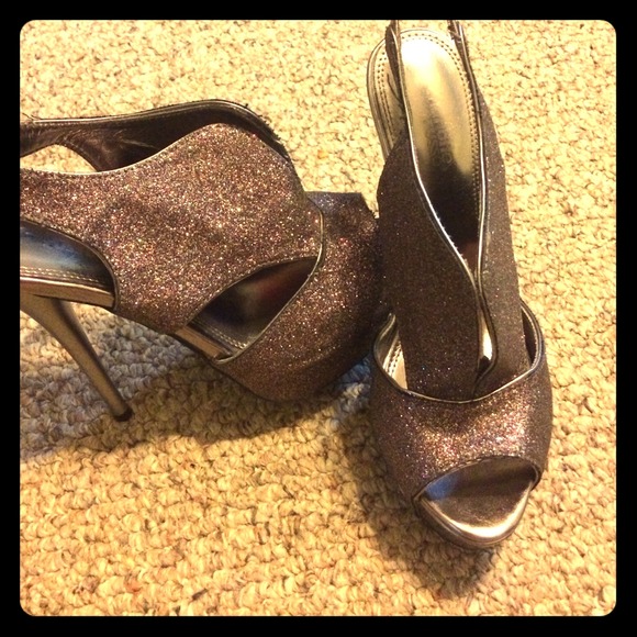 Multicolor high heels - Picture 1 of 3