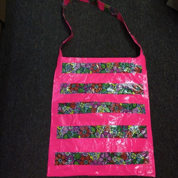 Very cute duck tape tote - Picture 2 of 4