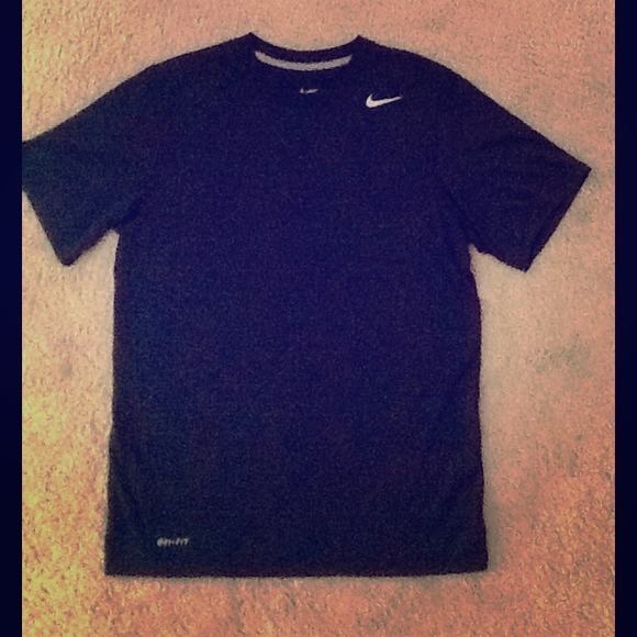 Nike Tops - Black Nike shirt