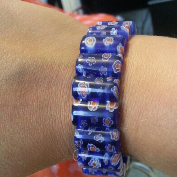 Blue flower beaded bracelet
