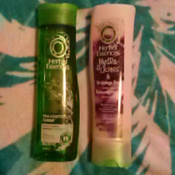 Shampoo & conditioner - Picture 1 of 3
