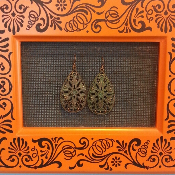 Gold antiqued earrings