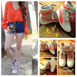 Women high top Pumas!