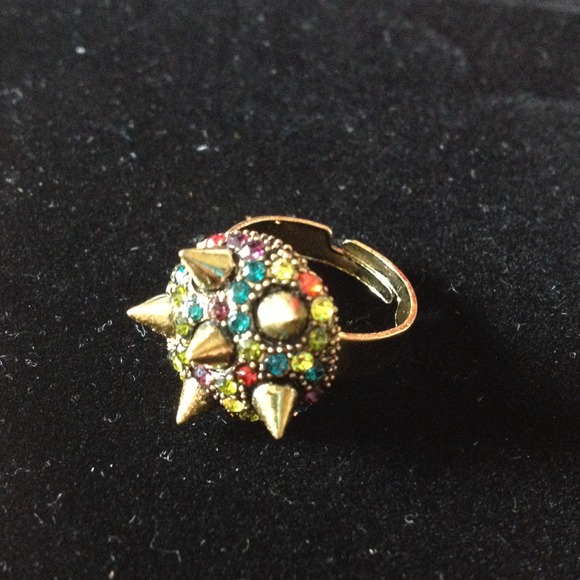 Crystal and spike ring - Picture 3 of 3