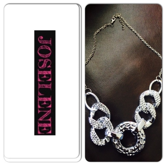 Beautiful Silver Necklace