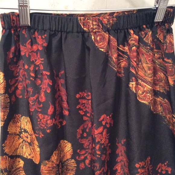SOLD Vintage maxi floral skirt - Picture 2 of 4