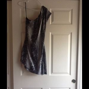 One shoulder dress
