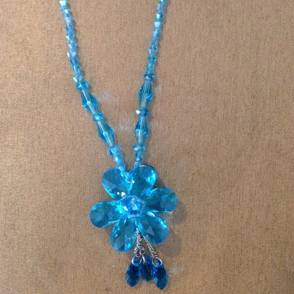 Beautiful flower necklace