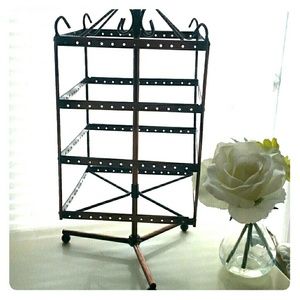 *Reserved*  Earring Holder