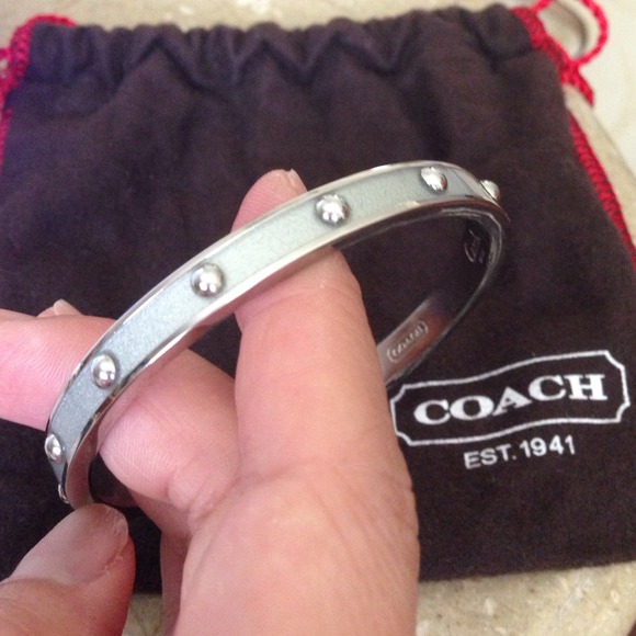 Coach silver bangle - Picture 2 of 3