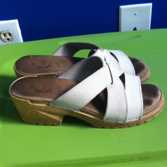 Sandals - Picture 2 of 2