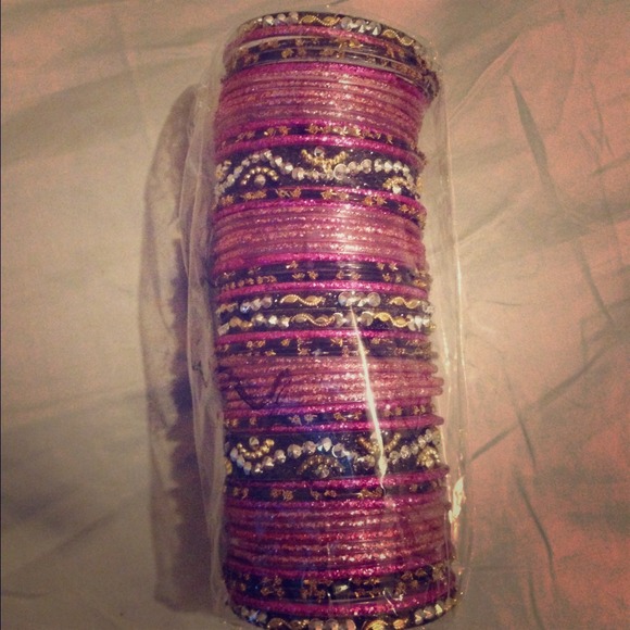 Indian bangles - Picture 1 of 1