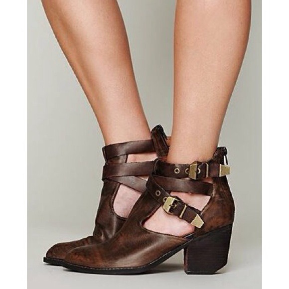 Jeffrey Campbell Everwell Boots