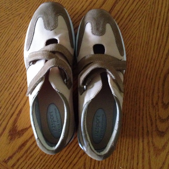 Sport shoe from Liz clairborne