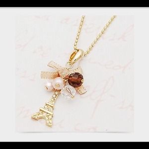 Eiffel Tower long necklace 👑One left!!! 👑