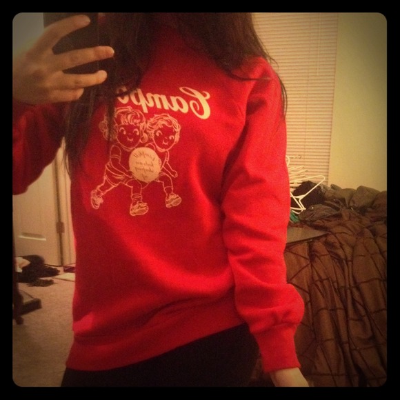 Sweatshirt