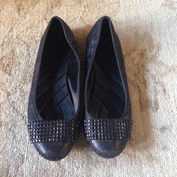 Black Flats