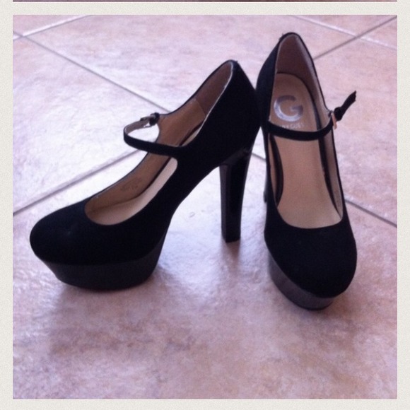 RESERVED for @yolanda14 Guess Mary Jane Heels