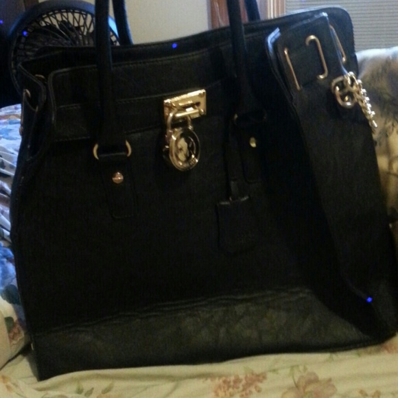 *Price Drop*Michael Kors Hamilton Bag
