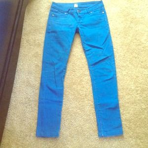 Blue skinny jeans