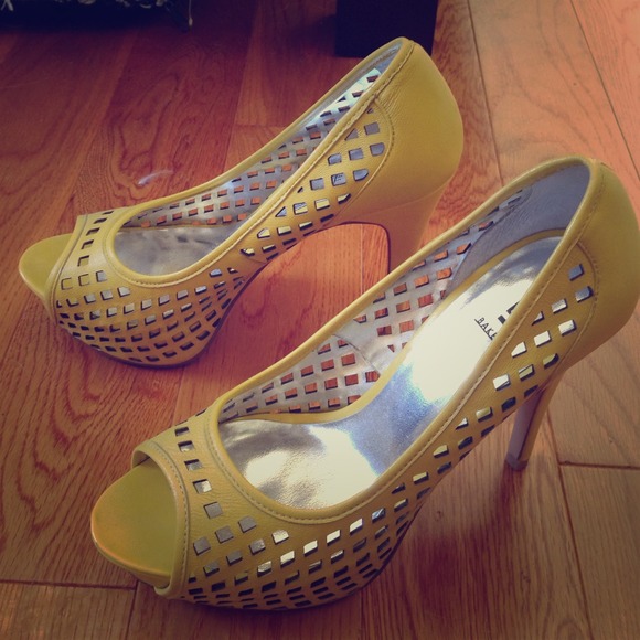 Yellow Heels
