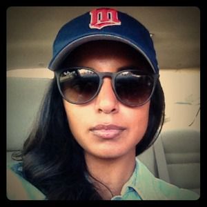 #ClosetCrush Accessories - Poshfind: Erika Ray-Ban Sunnies from @lilbeezyb92 #ClosetCrush Accessories - Poshfind: Erika Ray-Ban Sunnies from @lilbeezyb92