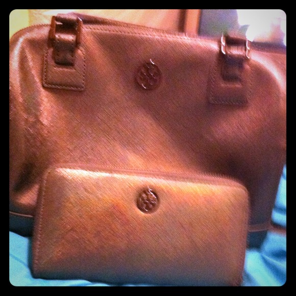 Tory Burch bag and wallet