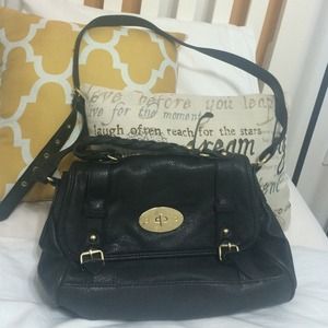 Steve Madden messenger bag