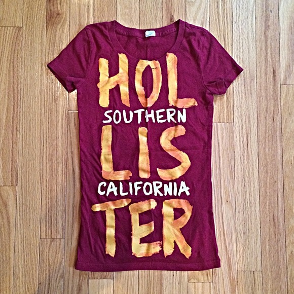 Hollister t shirt