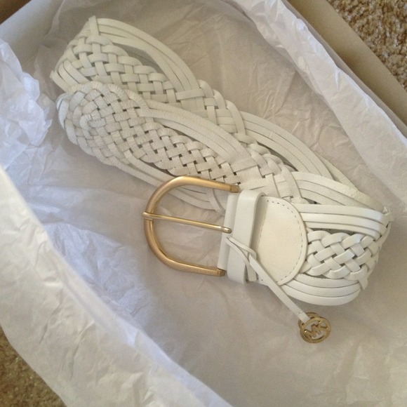White leather Micheal Kors belt