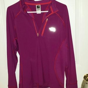 Long sleeve north face shirt