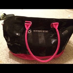 VS luggage tote! 💕😄
