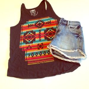 Aztec skull tank