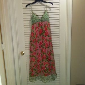 💕Very cute Derek Heart maxi dress, Size M. 💕