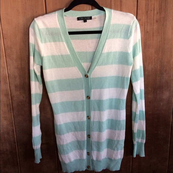 Tiffany blue and white Cardigan/sweater