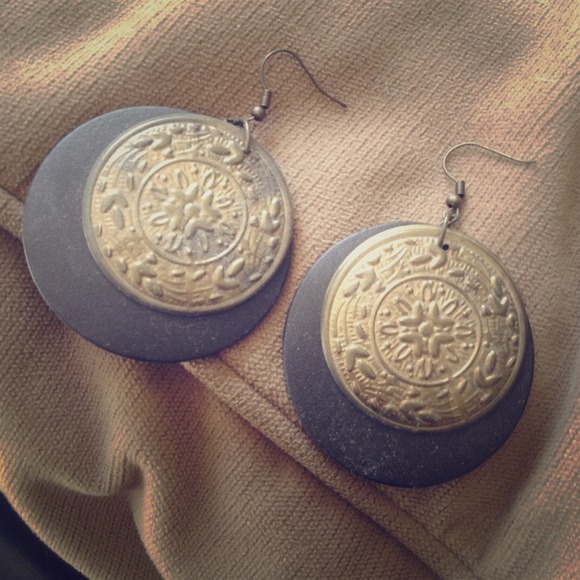 Fashion earrings