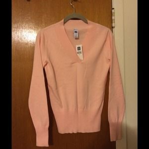 Baby pink GAP sweater in XS