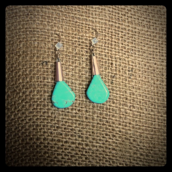 Classic Teardrop Turquoise earrings