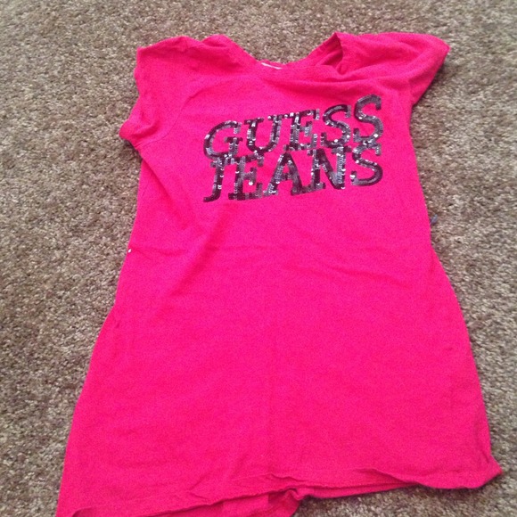 GUESS top